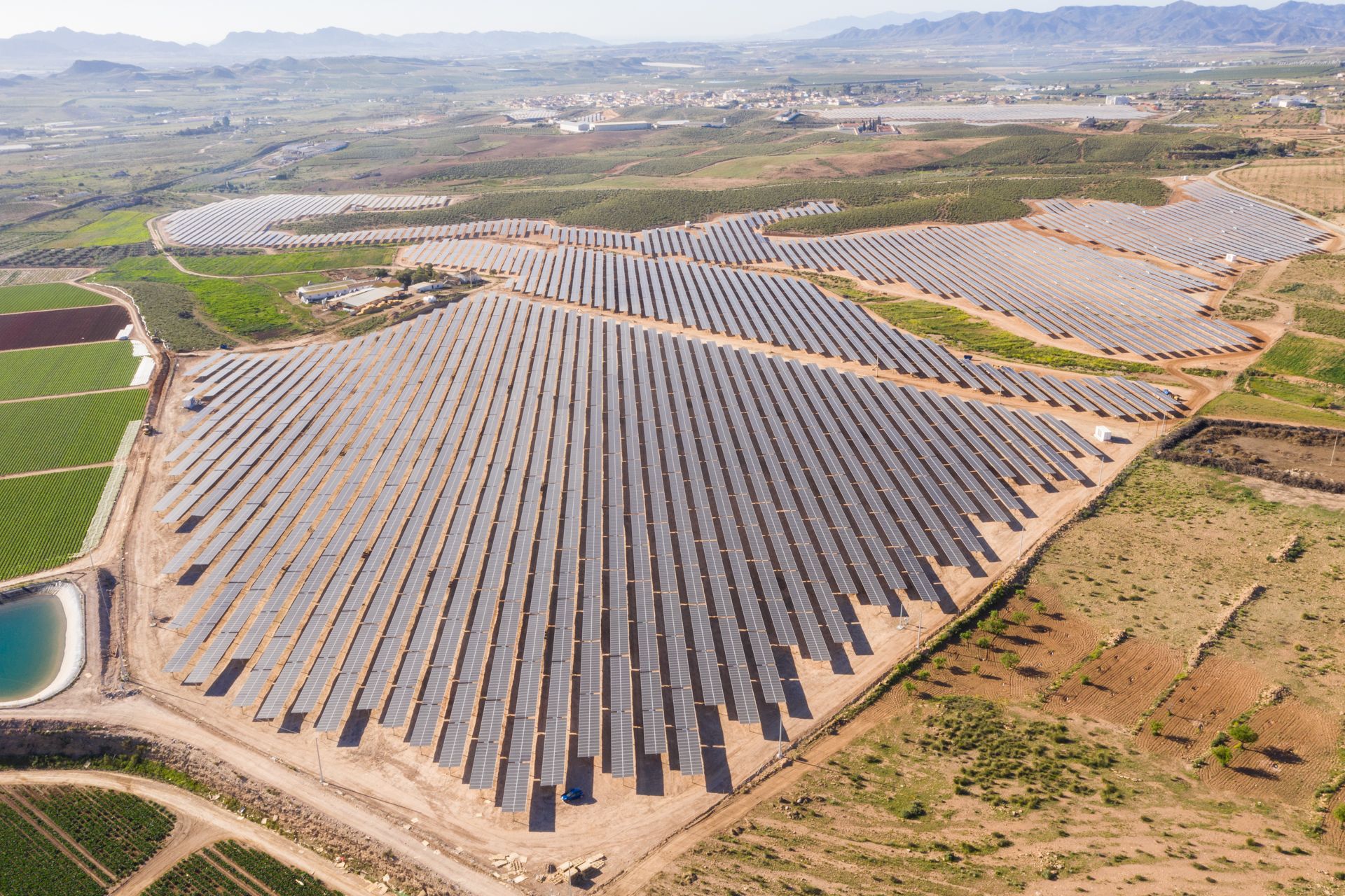 X Elio Sells Its Portfolio Of 13 Solar Pv Plants In Spain Totalling 500 Mw To China Three Gorges Europe